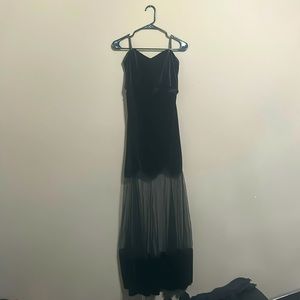 Maxi black dress never worn